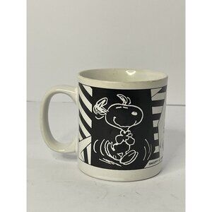 RARE 1971 United Feature Syndicate SNOOPY Peanuts Soup Coffee Cocoa Mug